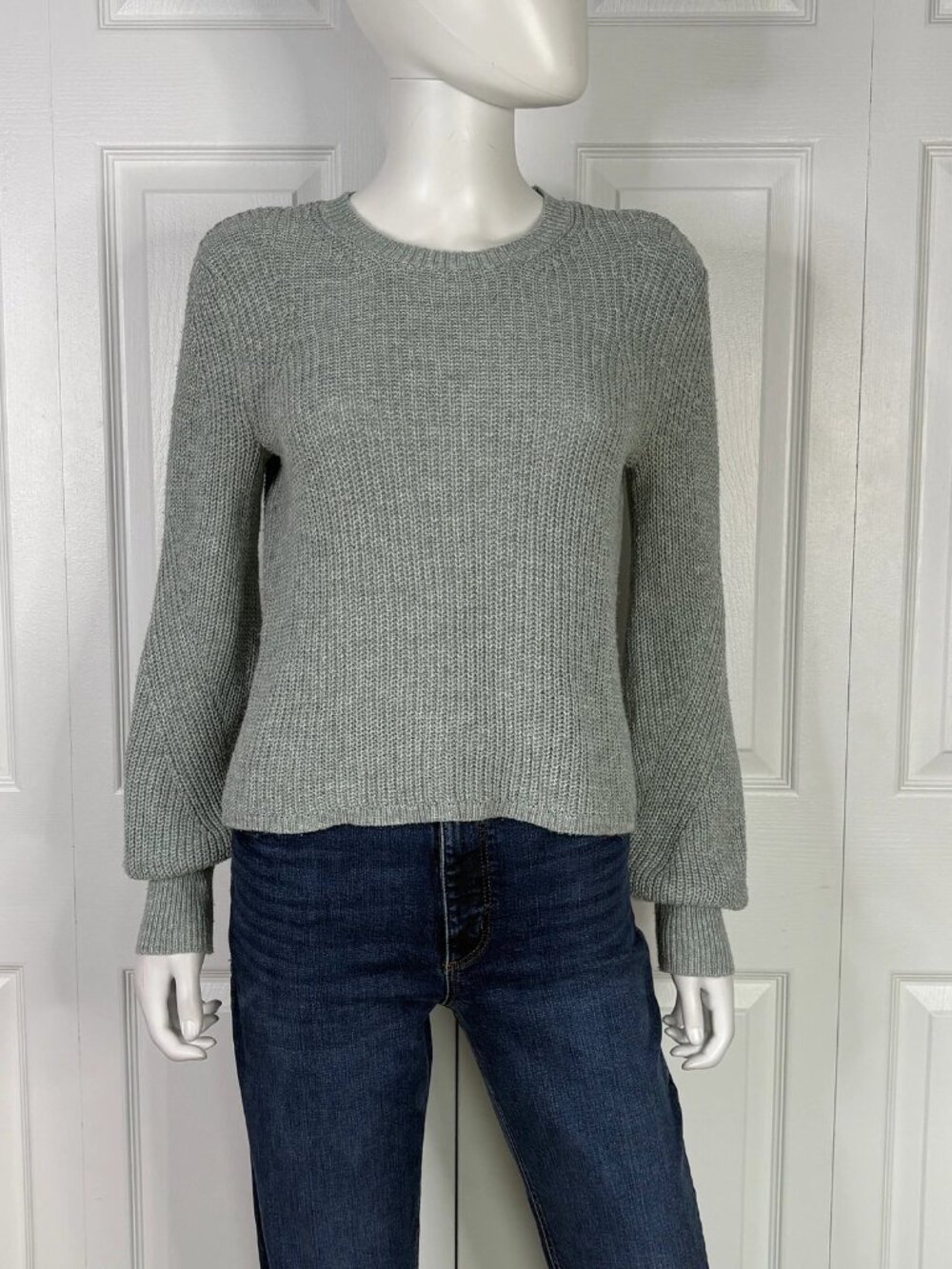 DYNAMITE women's knit sweater size XS